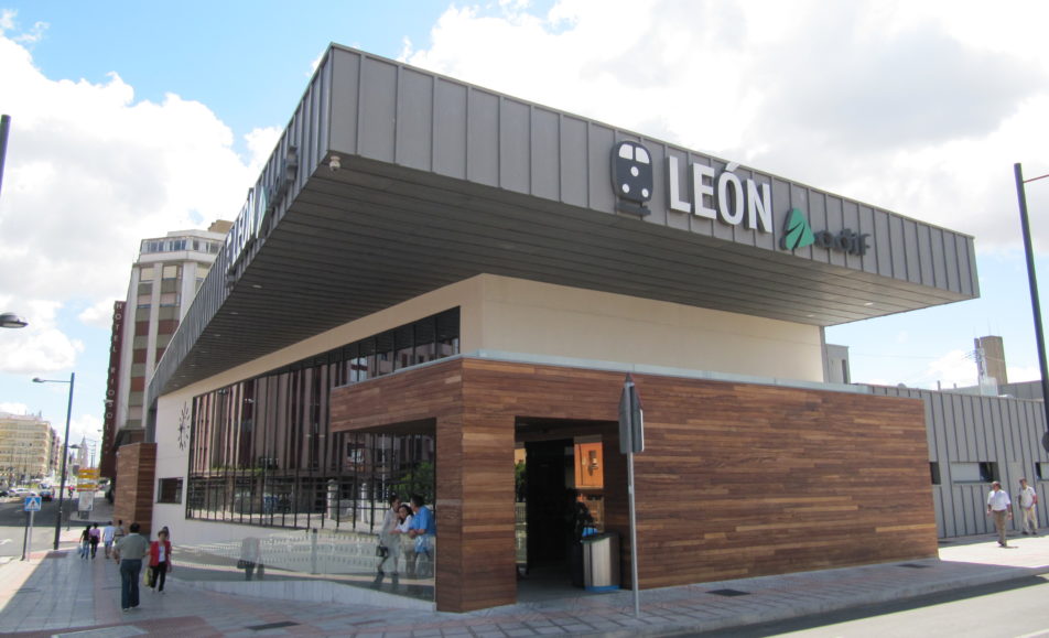 Estación de trenes León