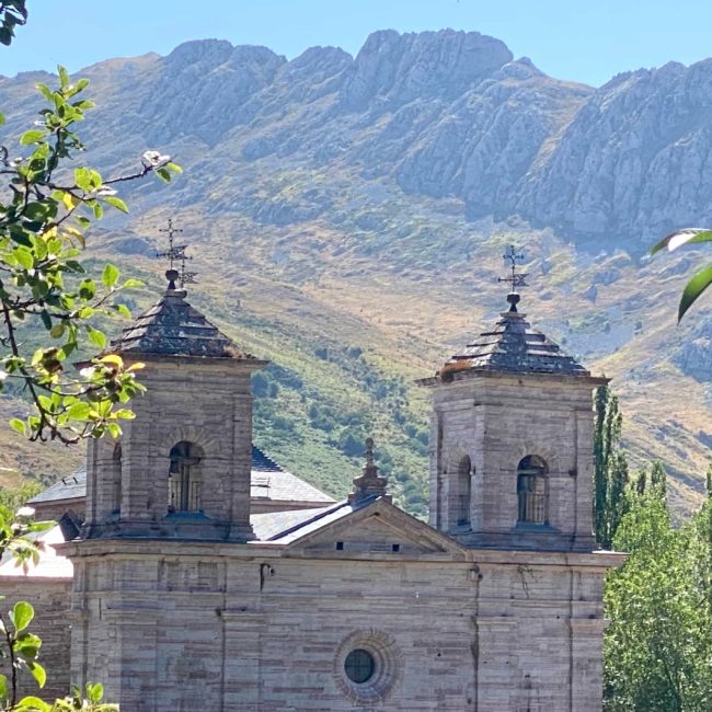 Vista de la iglesia