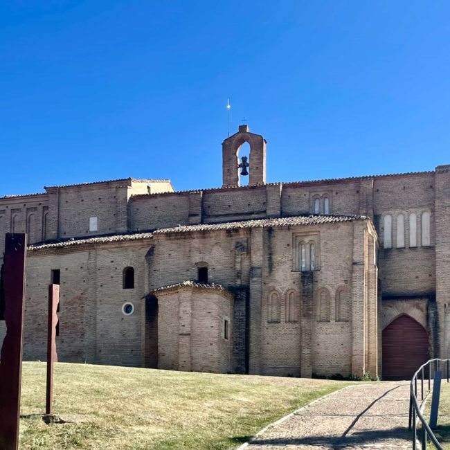 Exterior de la iglesia