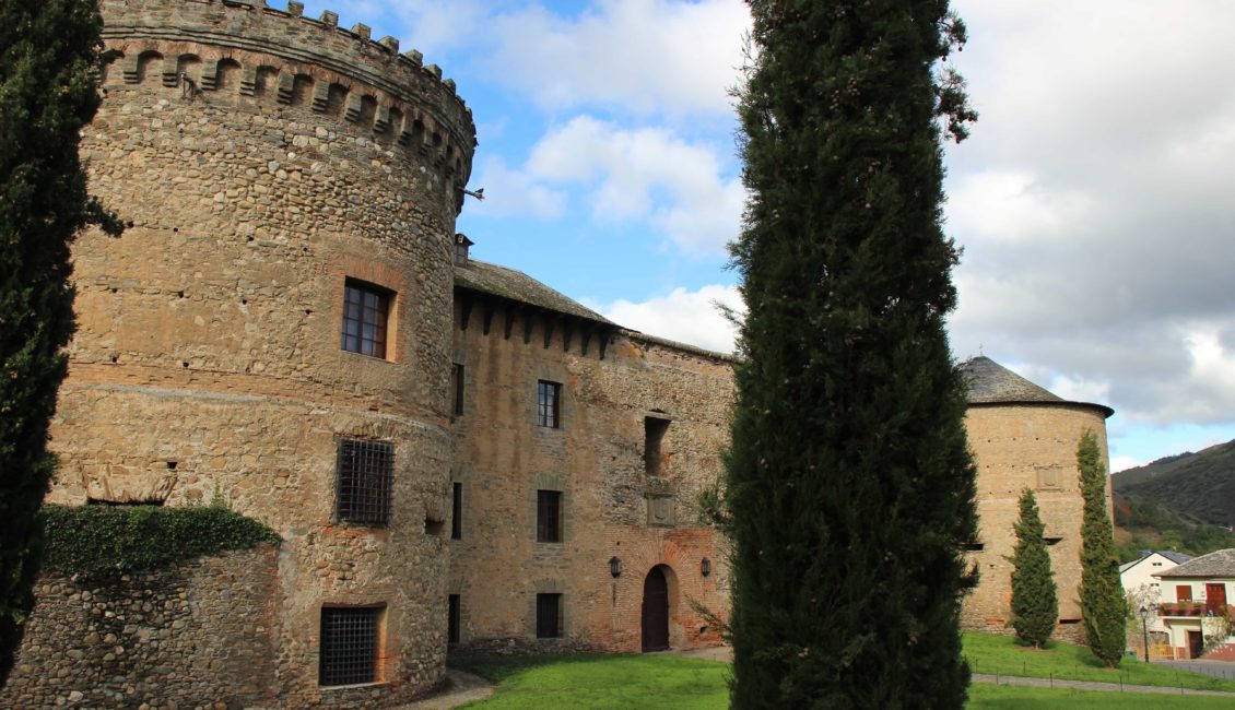 Fachada del castillo