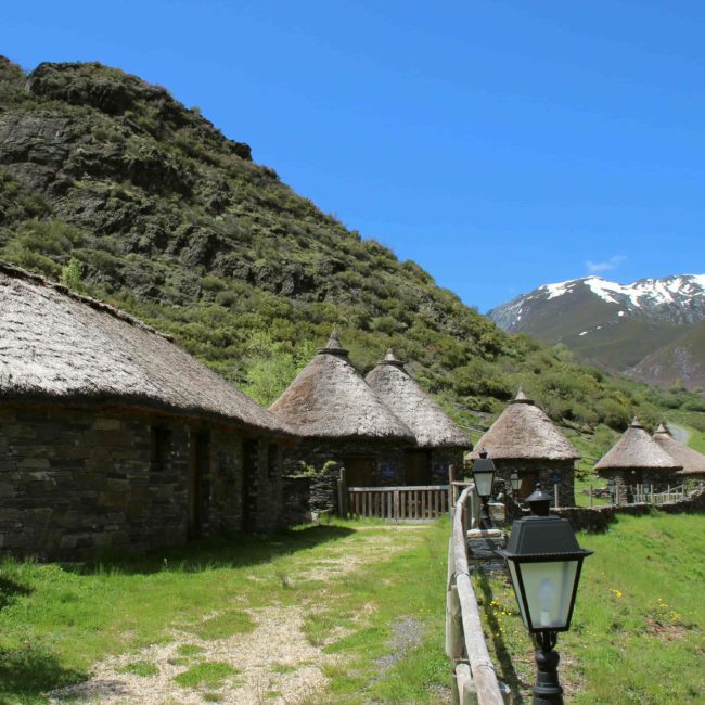 Cabañas del castro de chano