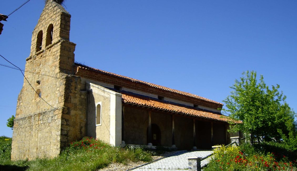 Iglesia vista desde un lateral