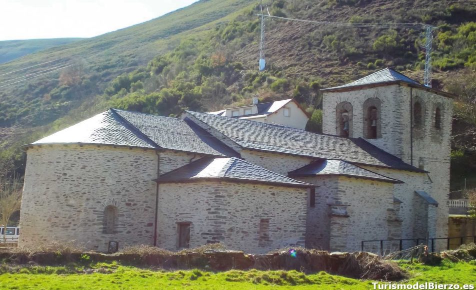 Exterior de la iglesia