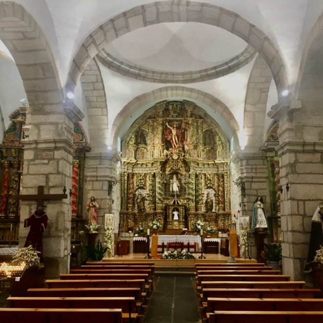 Interior de la iglesia