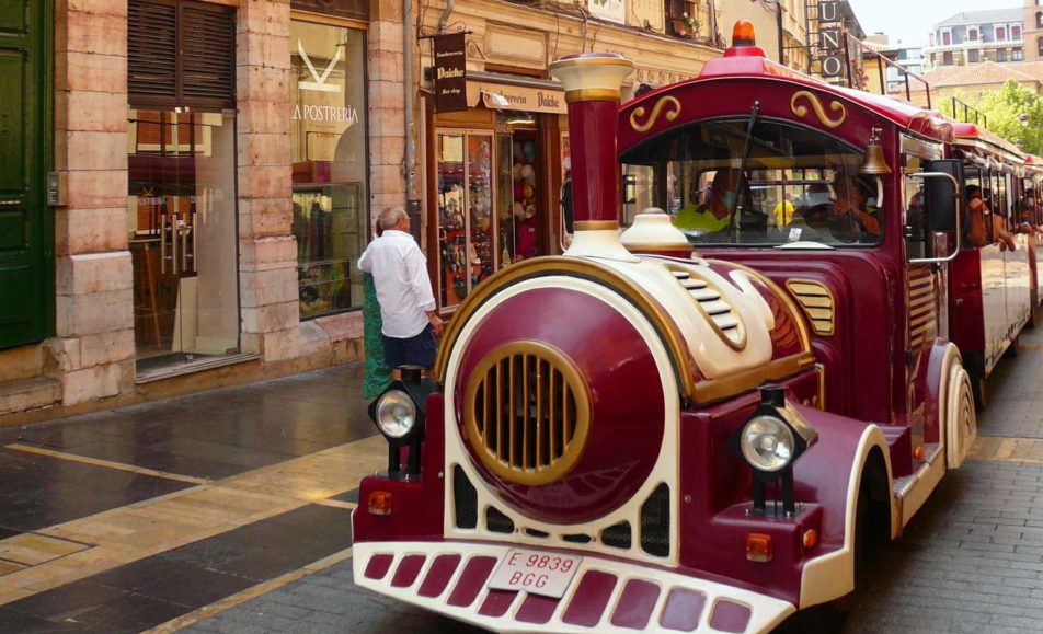 Tren turístico en León