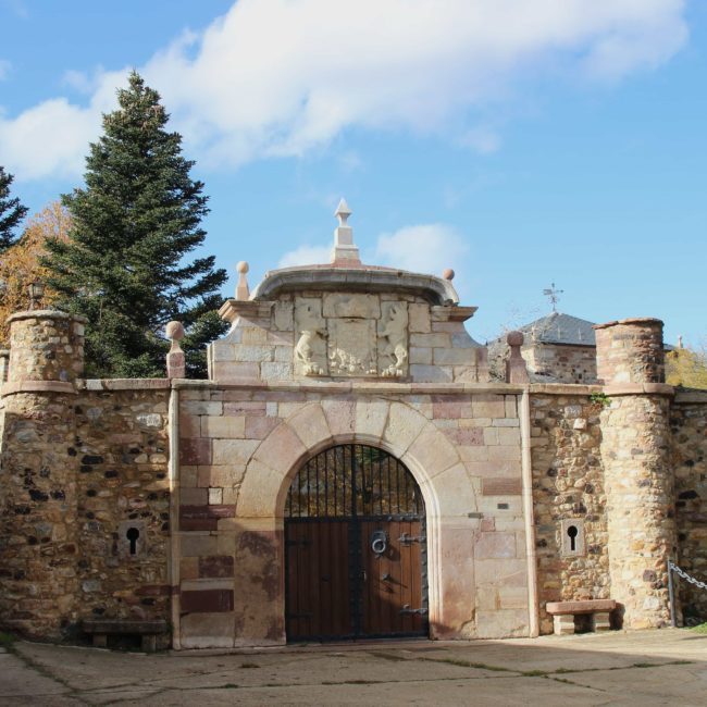 Puerta del palacio