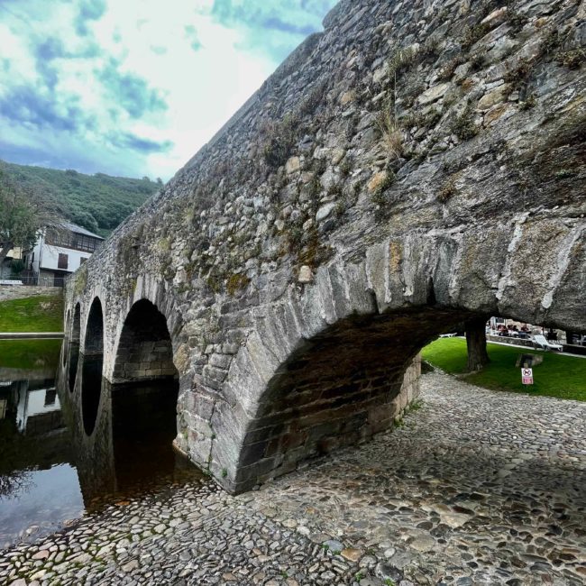 Puente de piedra