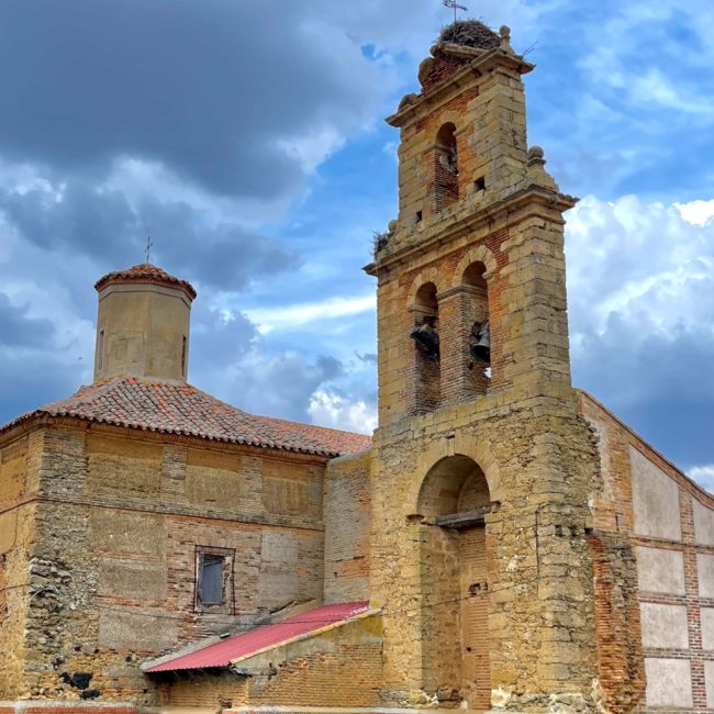 Fachada del santuario