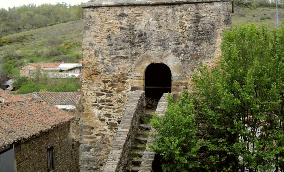 Escaleras a la torre