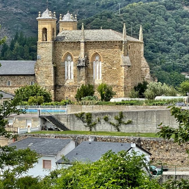 Vista de la iglesia