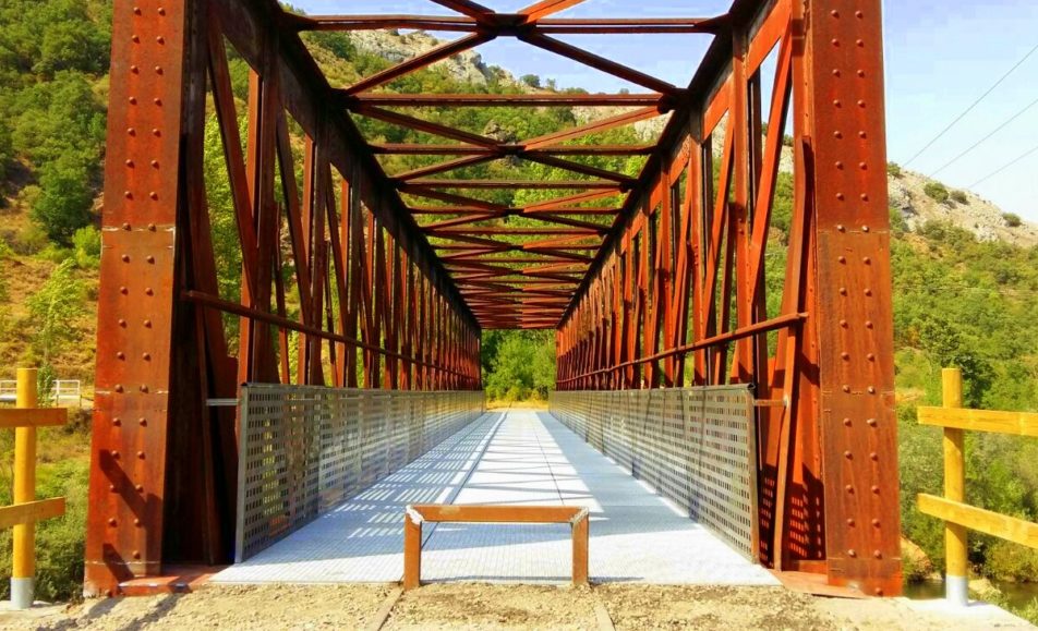 Puente de hierro