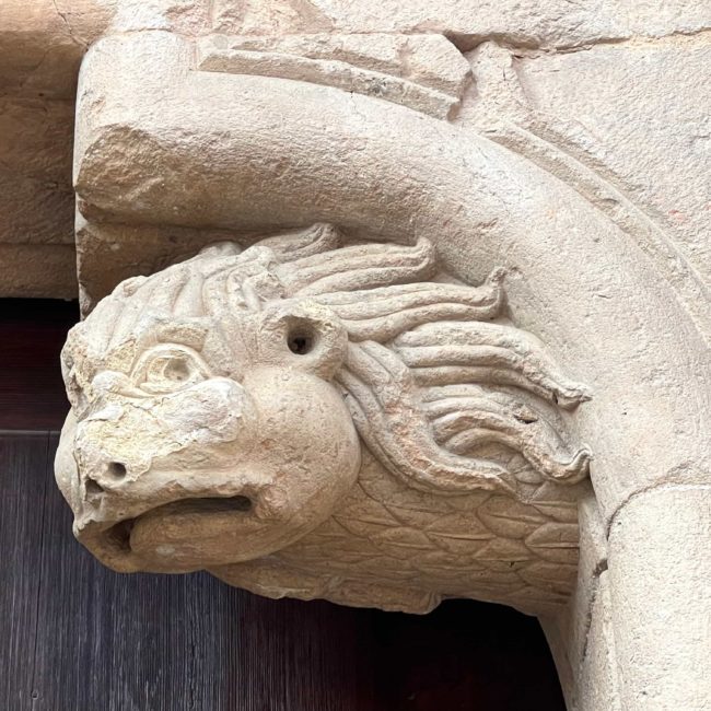 El León Oculto